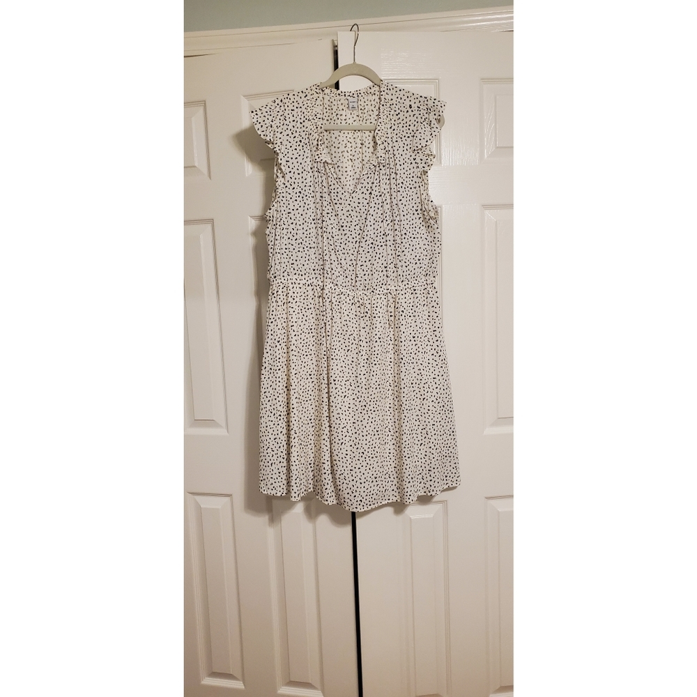 Old Navy, white with black dots,cinch waist dress, XL